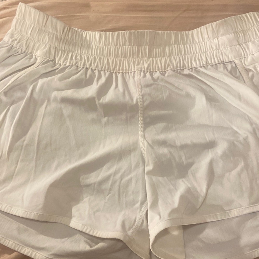 Lululemon 4” tracker shorts